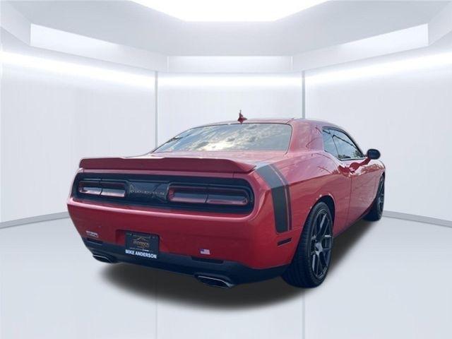 Dodge Challenger 2dr Cpe R/T Plus 2016