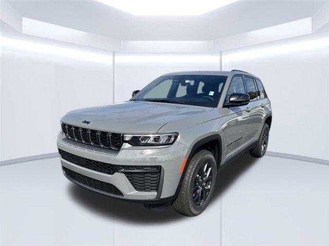 Jeep Grand Cherokee Laredo Altitude 4x4 *Ltd Avail* 2027