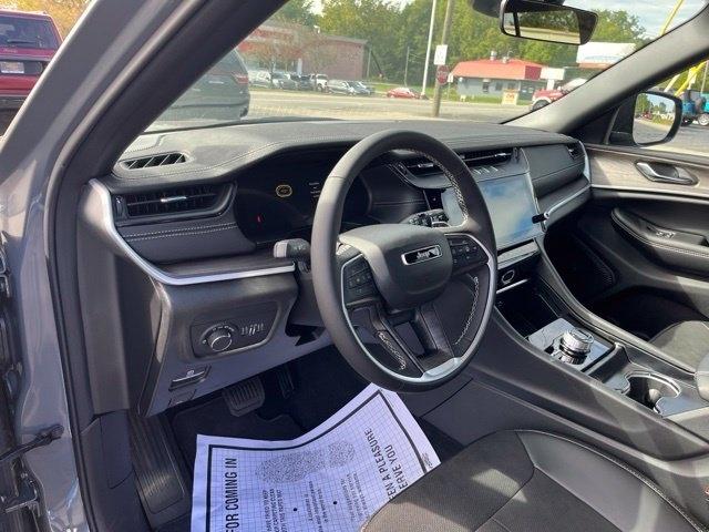 Jeep Grand Cherokee Laredo Altitude 4x4 *Ltd Avail* 2027