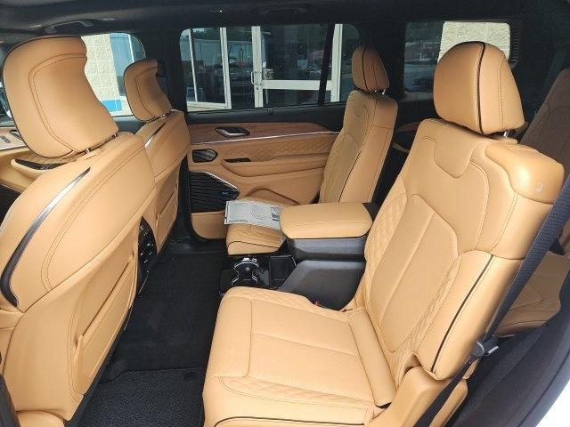 Jeep Grand Cherokee L Summit 4x4 2027