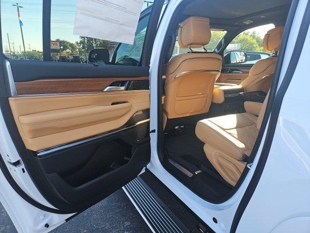 Jeep Grand Wagoneer L Summit Reserve 4x4 2027
