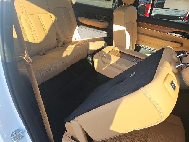 Jeep Grand Wagoneer L Summit Reserve 4x4 2027