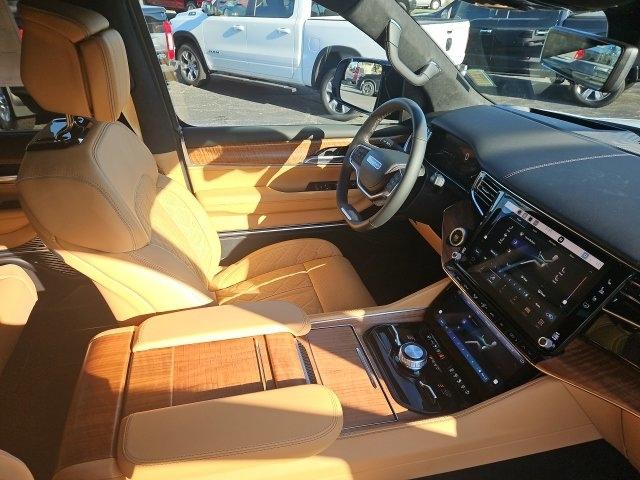 Jeep Grand Wagoneer L Summit Reserve 4x4 2027