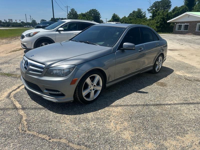 2011 Mercedes-Benz C-Class C300 4MATIC Luxury Sedan