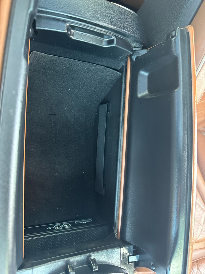 Mercedes-Benz C-Class  2018 Mercedes-Benz C-Class  2018