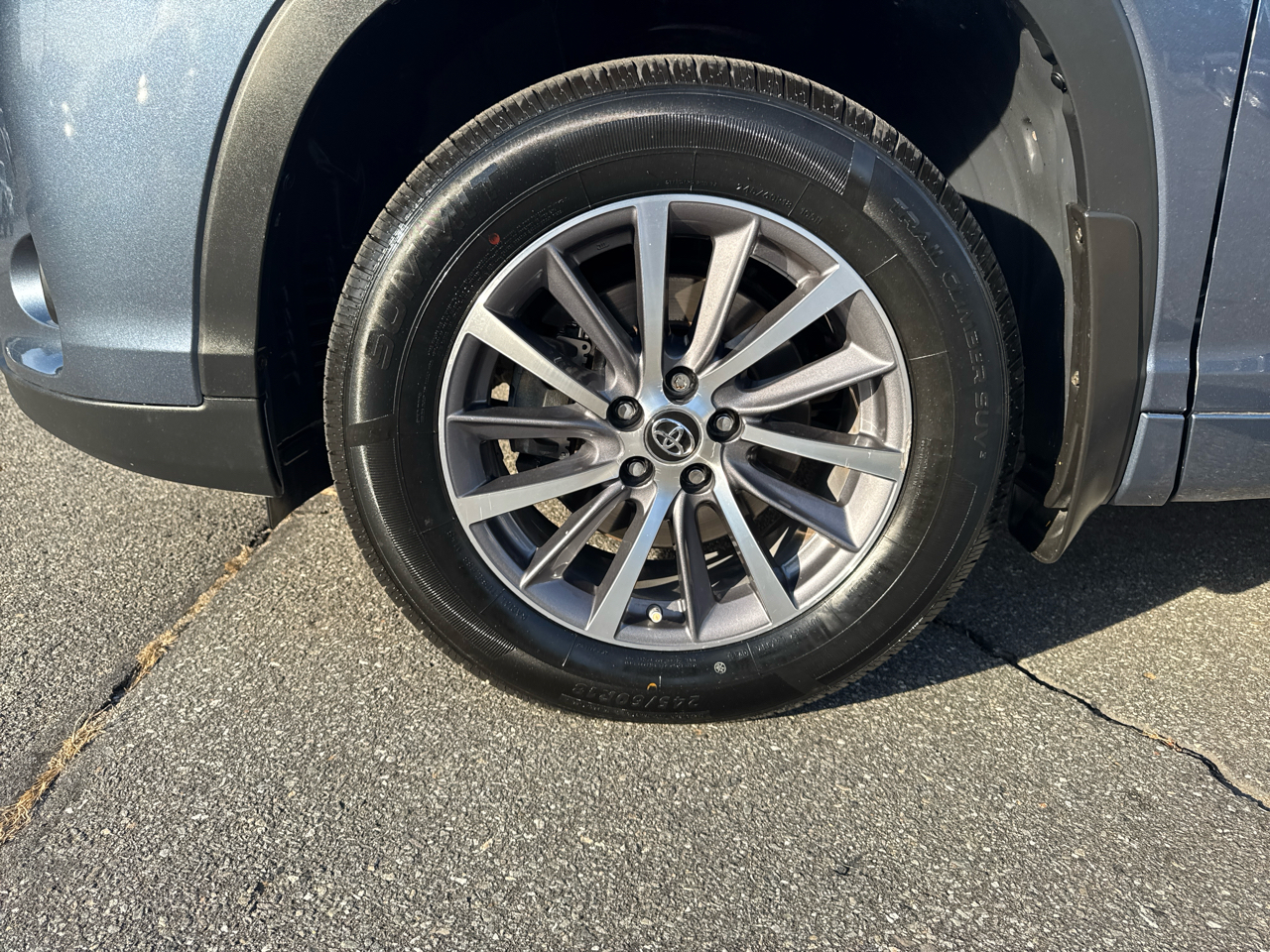 Toyota Highlander  2017 Toyota Highlander  2017