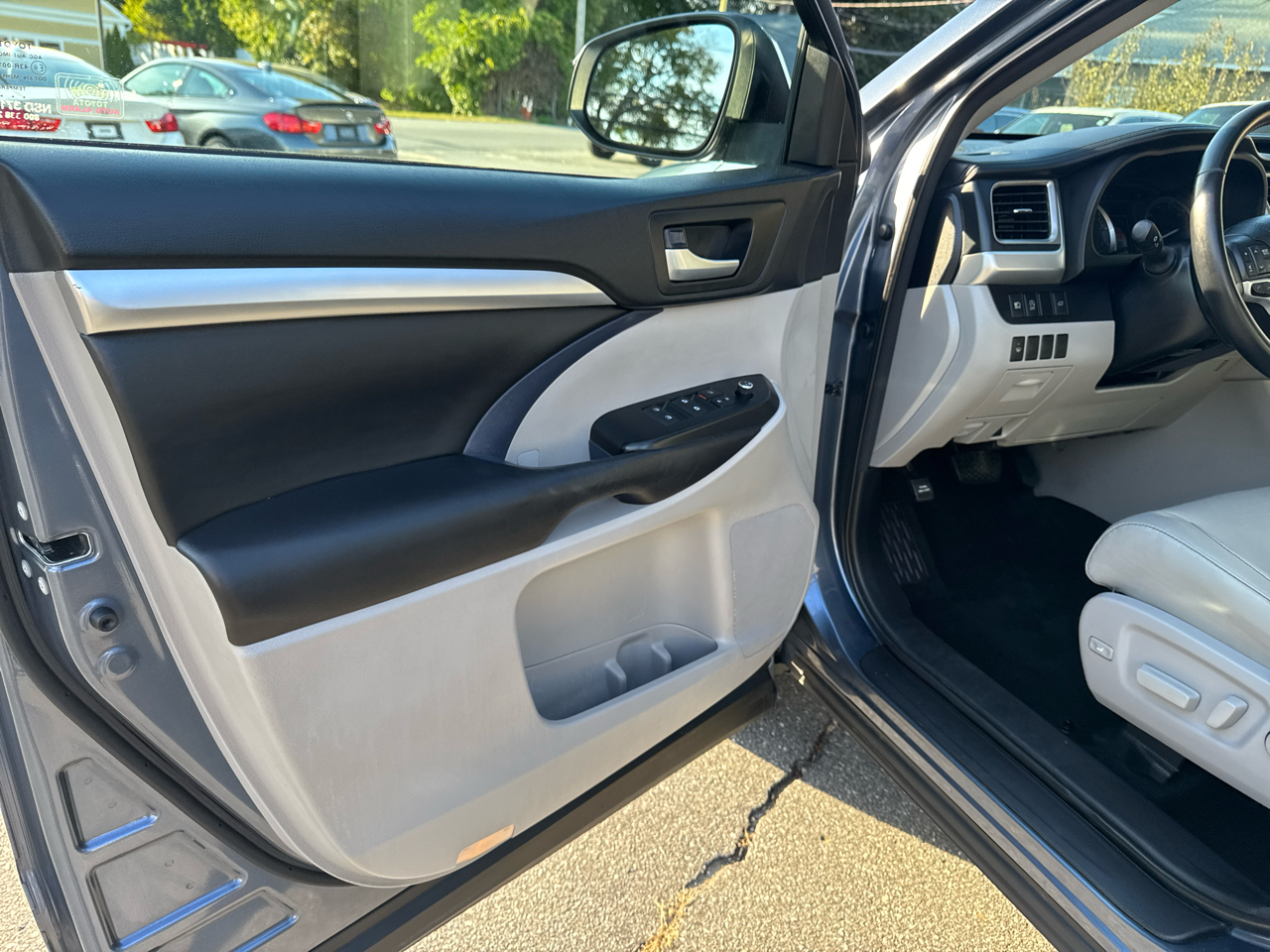 Toyota Highlander  2017 Toyota Highlander  2017