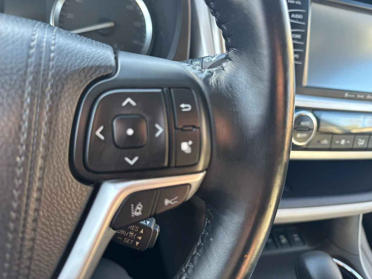 Toyota Highlander  2017 Toyota Highlander  2017