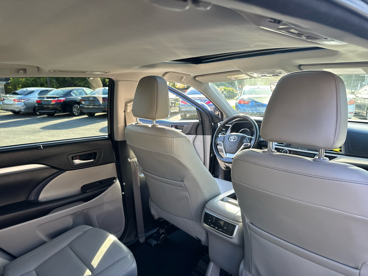 Toyota Highlander  2017 Toyota Highlander  2017