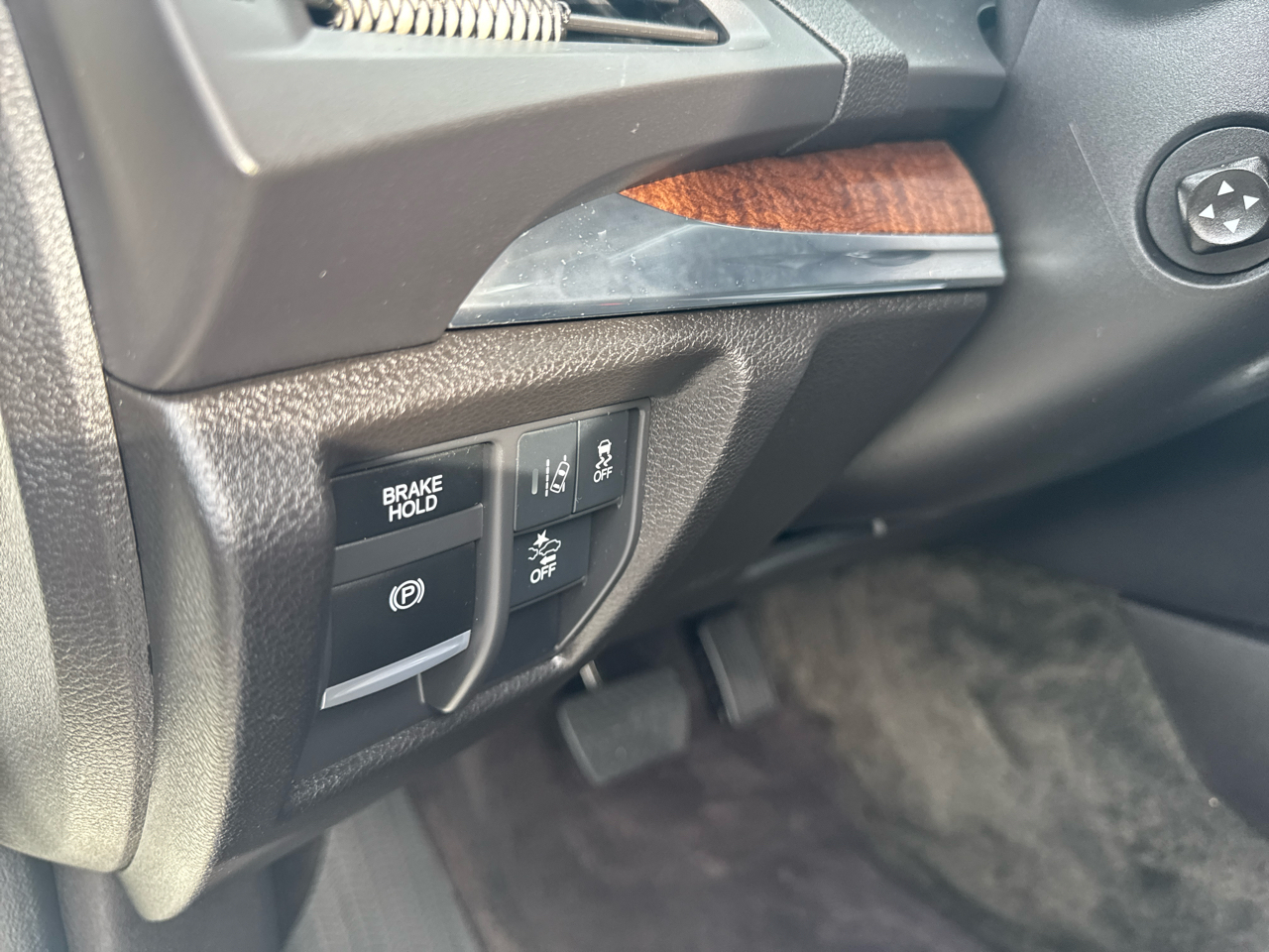 2017 Acura MDX SH-AWD Technology photo 13