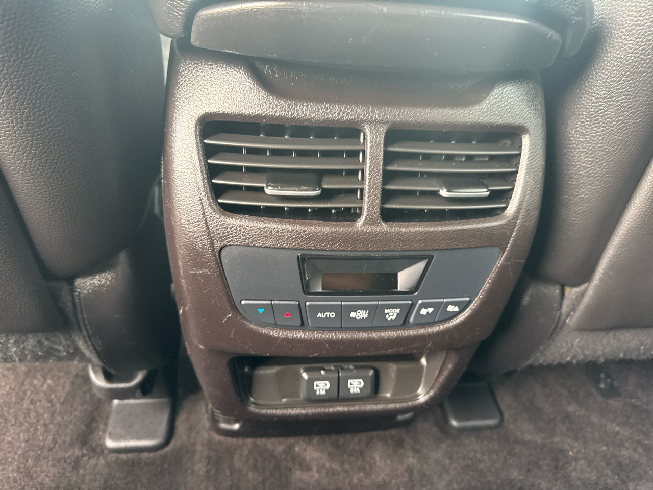 2017 Acura MDX SH-AWD Technology photo 25