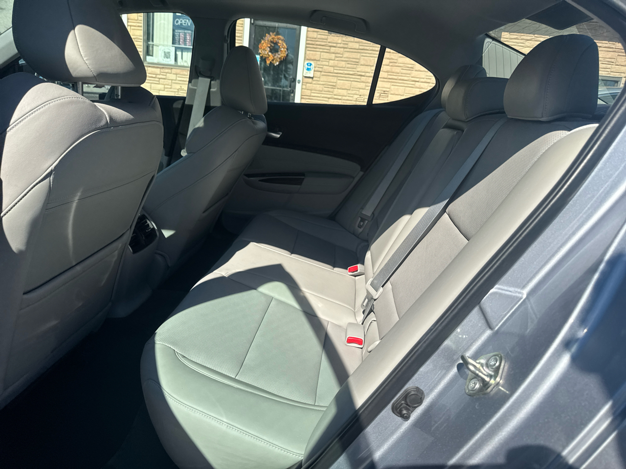 2015 Acura TLX Technology photo 28
