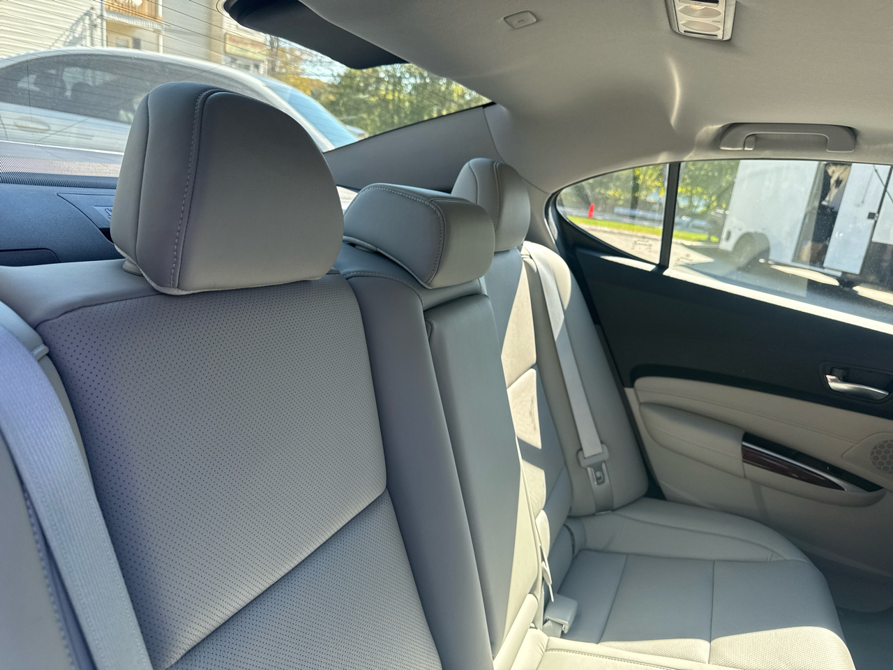 2015 Acura TLX Technology photo 36