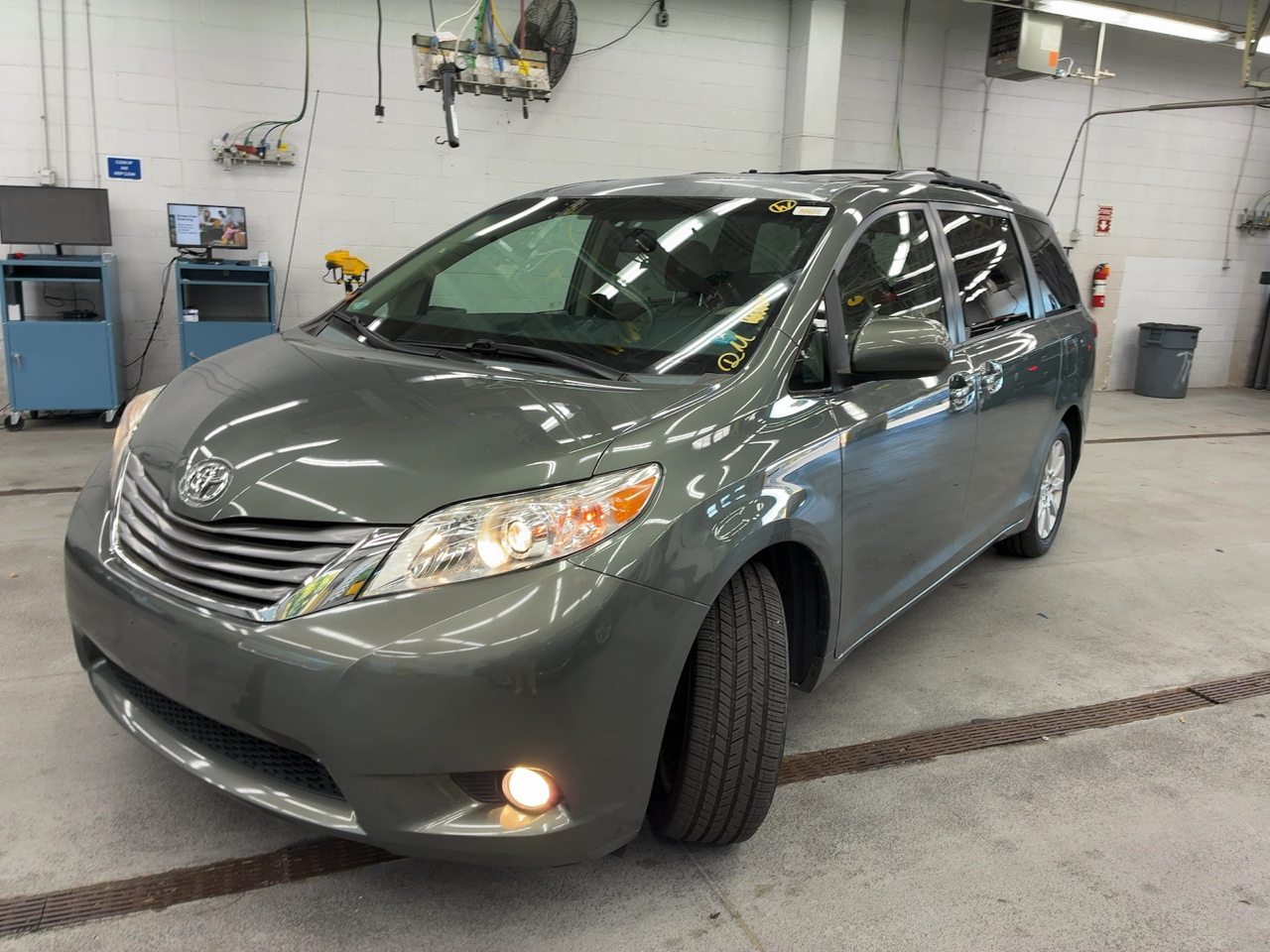 Toyota Sienna  2014 Toyota Sienna  2014