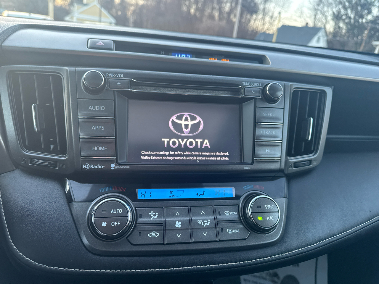Toyota RAV4  2015