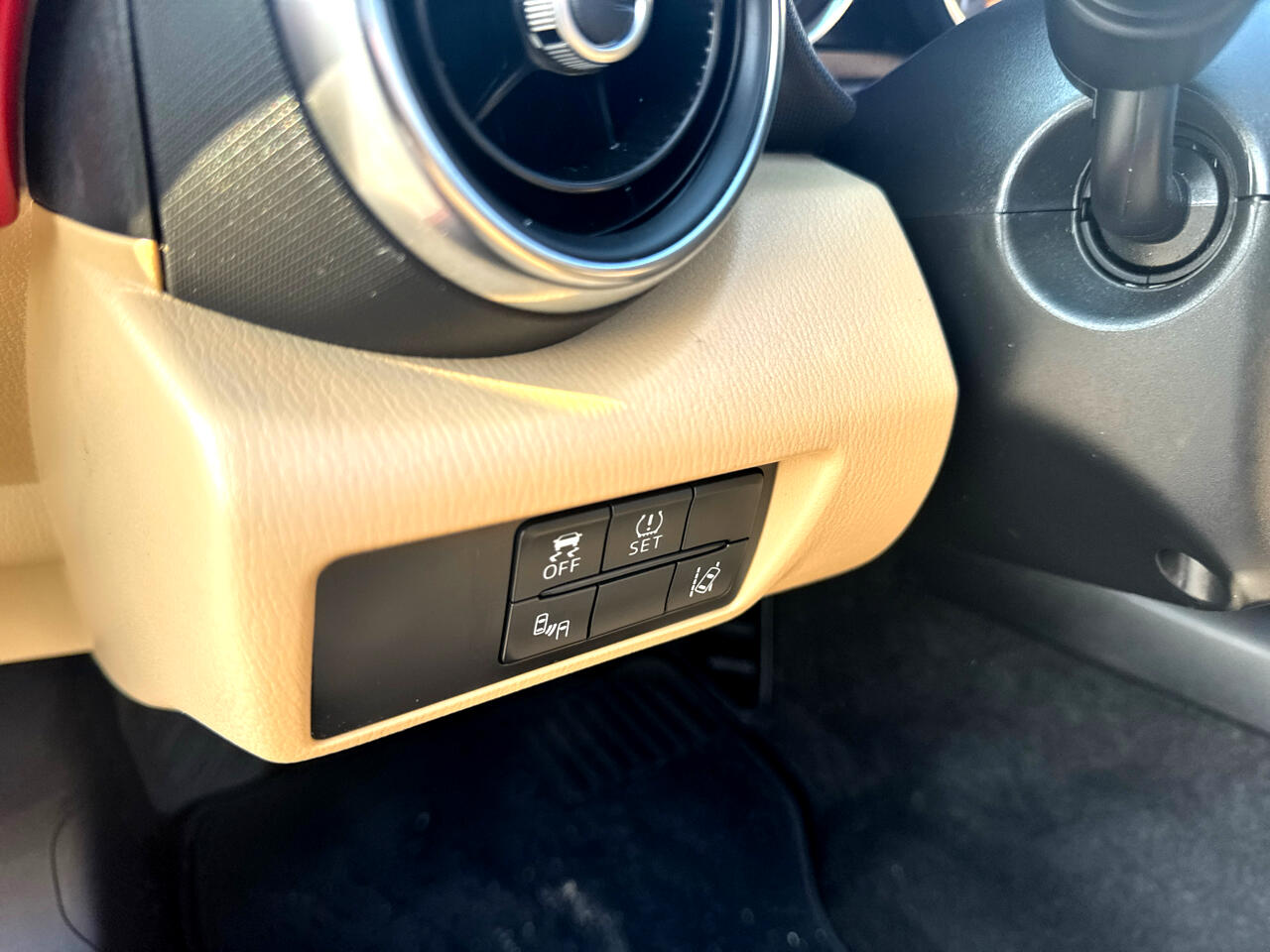 Mazda MX-5 Miata RF  2017