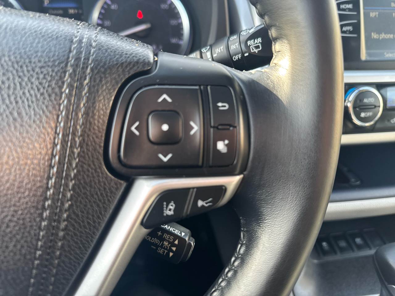 Toyota Highlander  2018