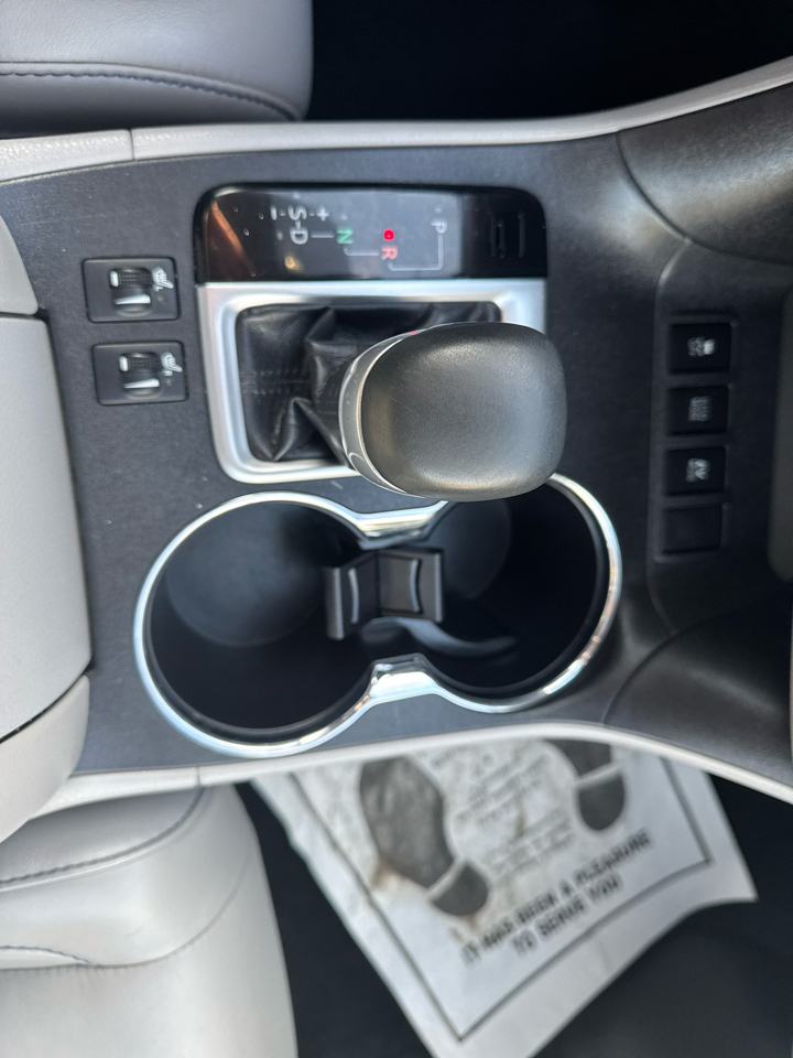 Toyota Highlander  2018