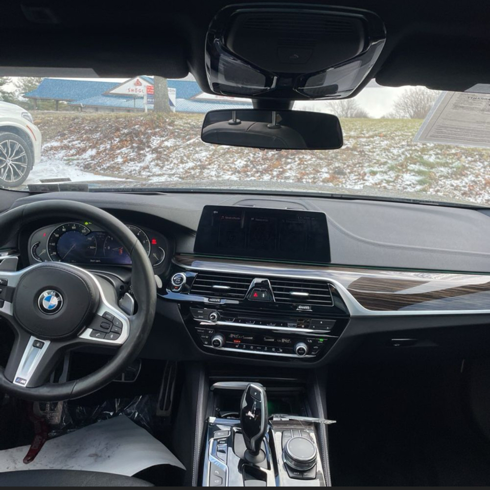 BMW 5 Series  2017