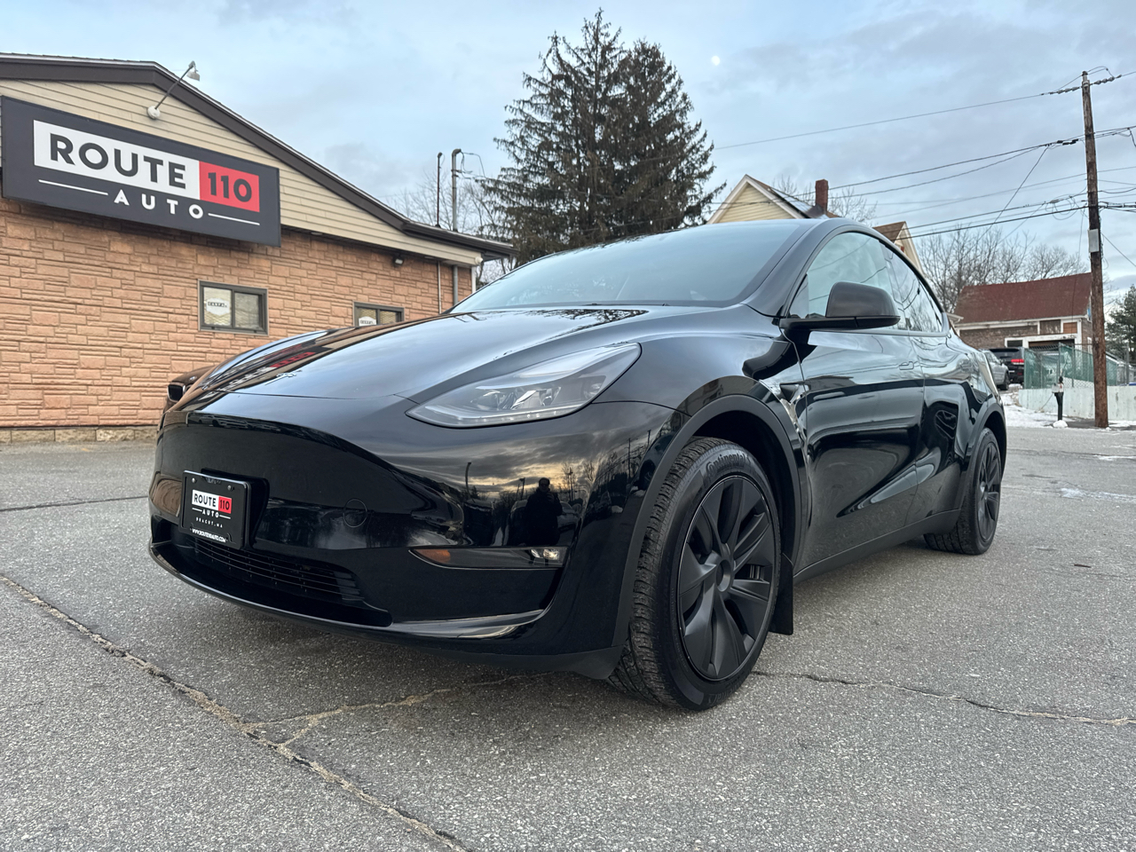 2024 Tesla Model Y Long Range's photo