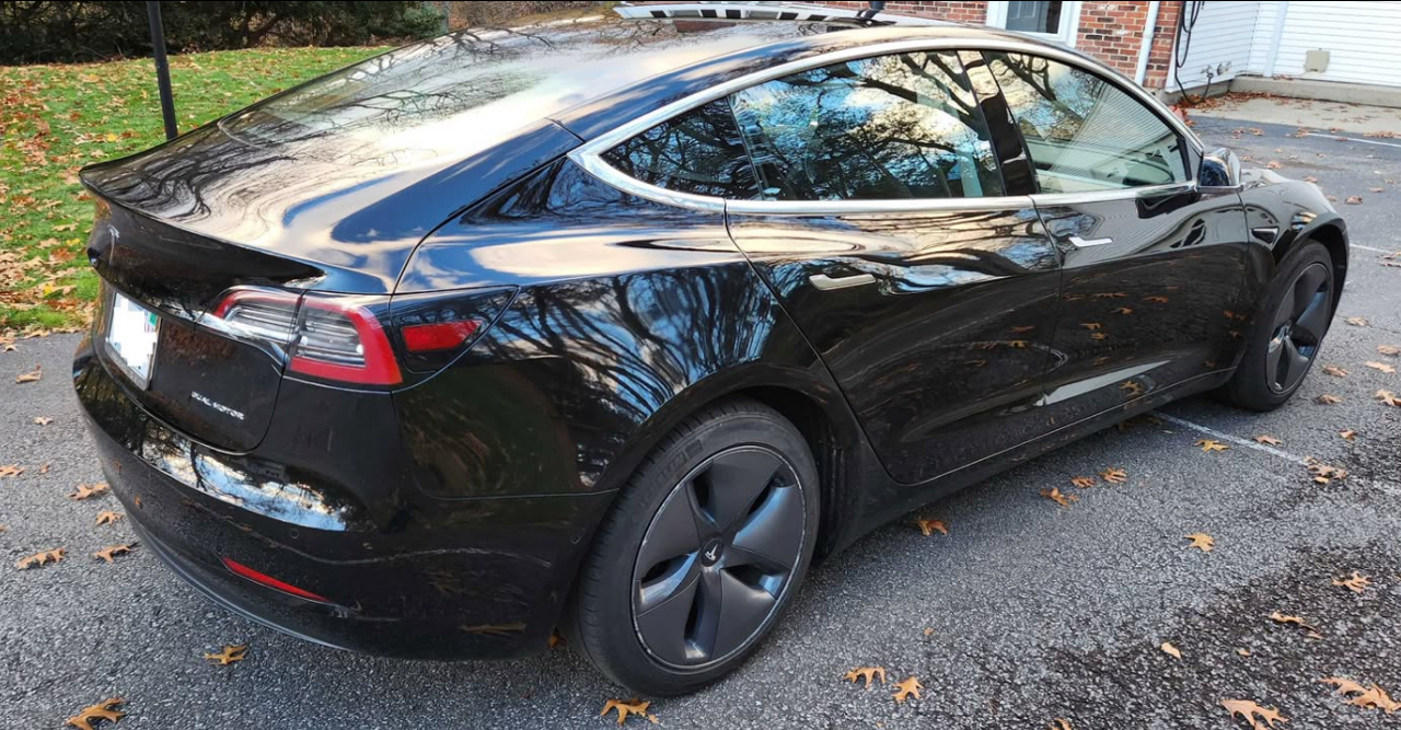 Tesla Model 3  2018