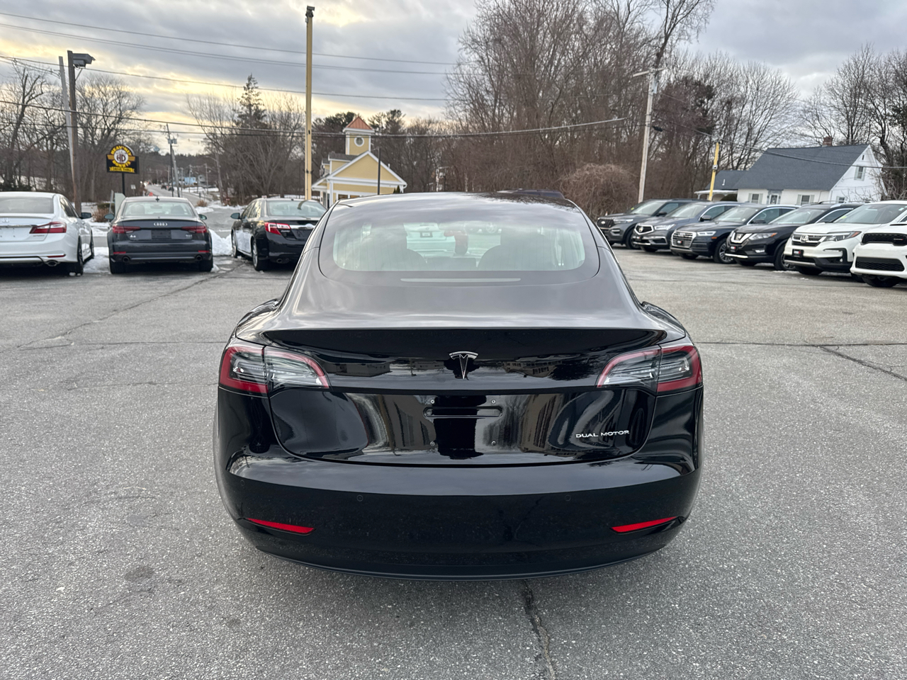 Tesla Model 3  2018