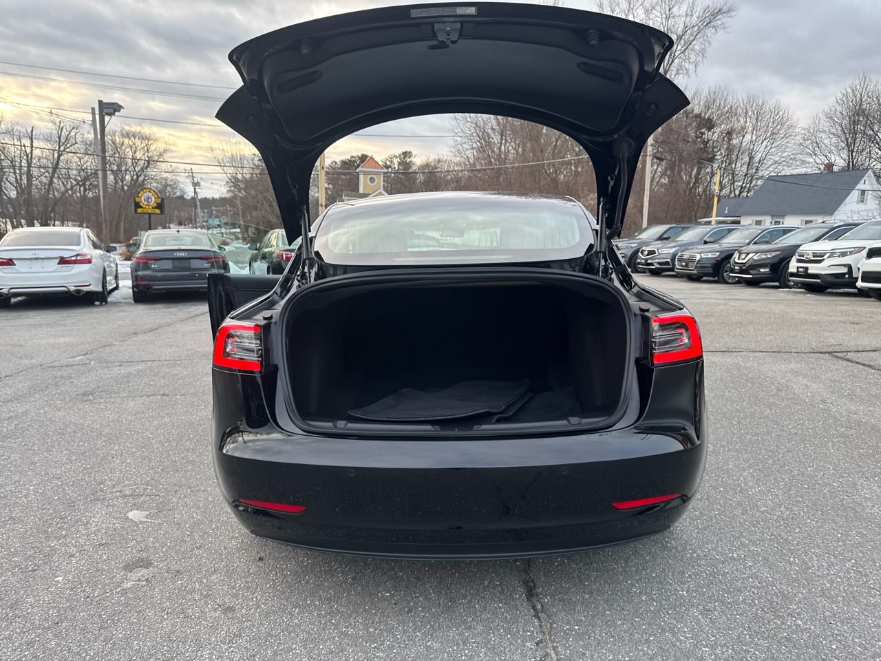Tesla Model 3  2018