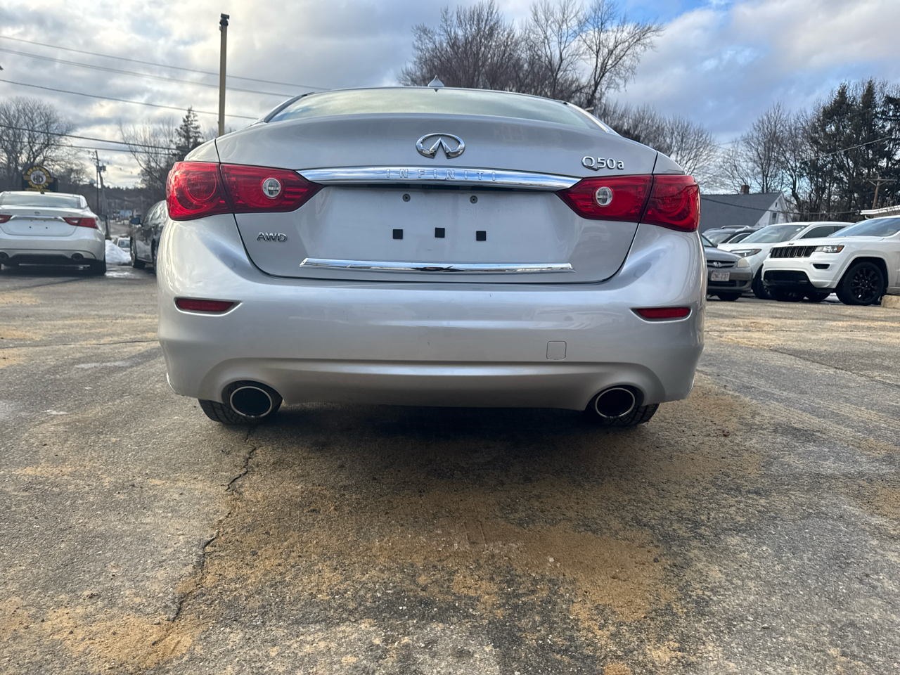 Infiniti Q50  2015