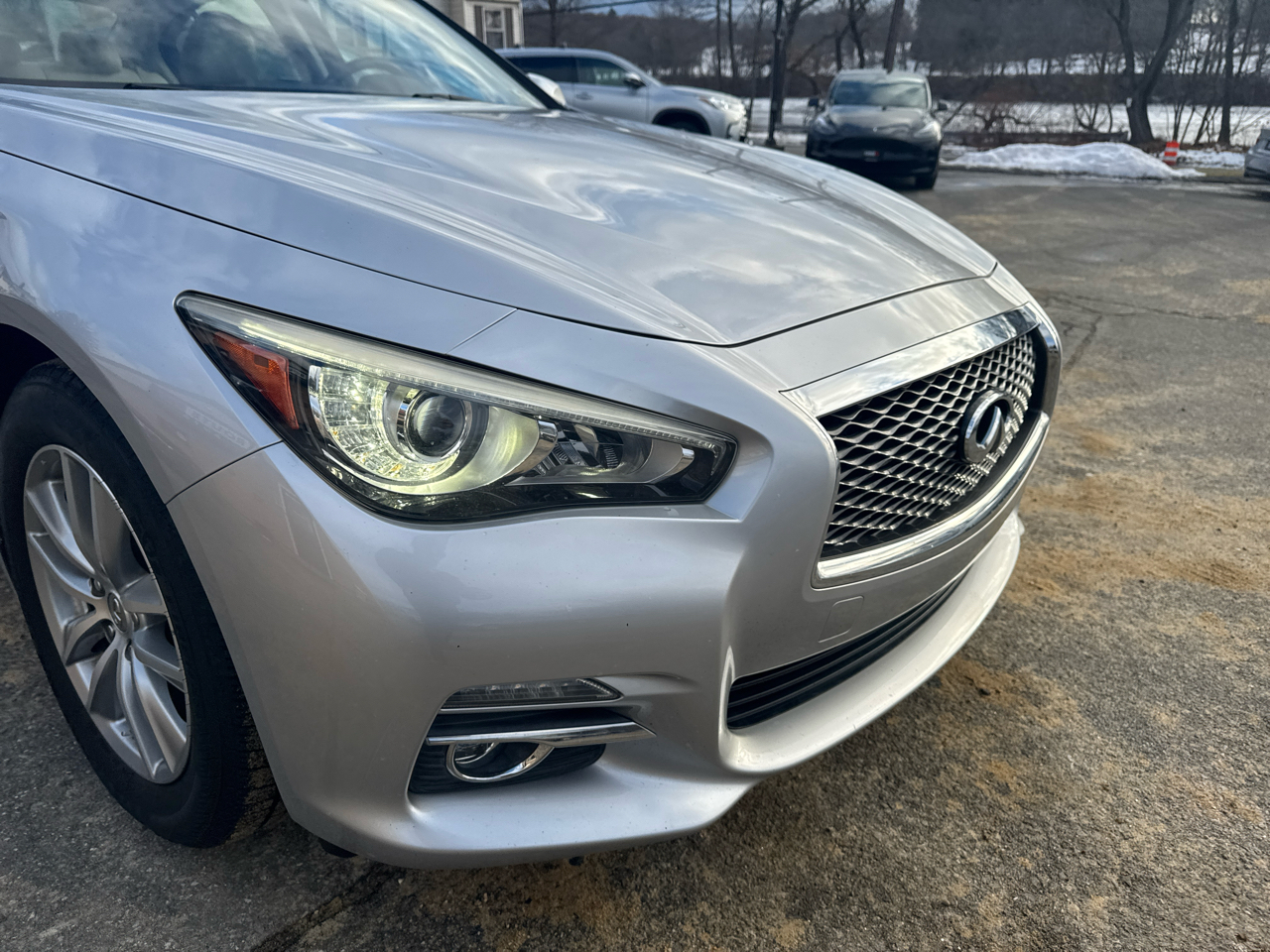 Infiniti Q50  2015