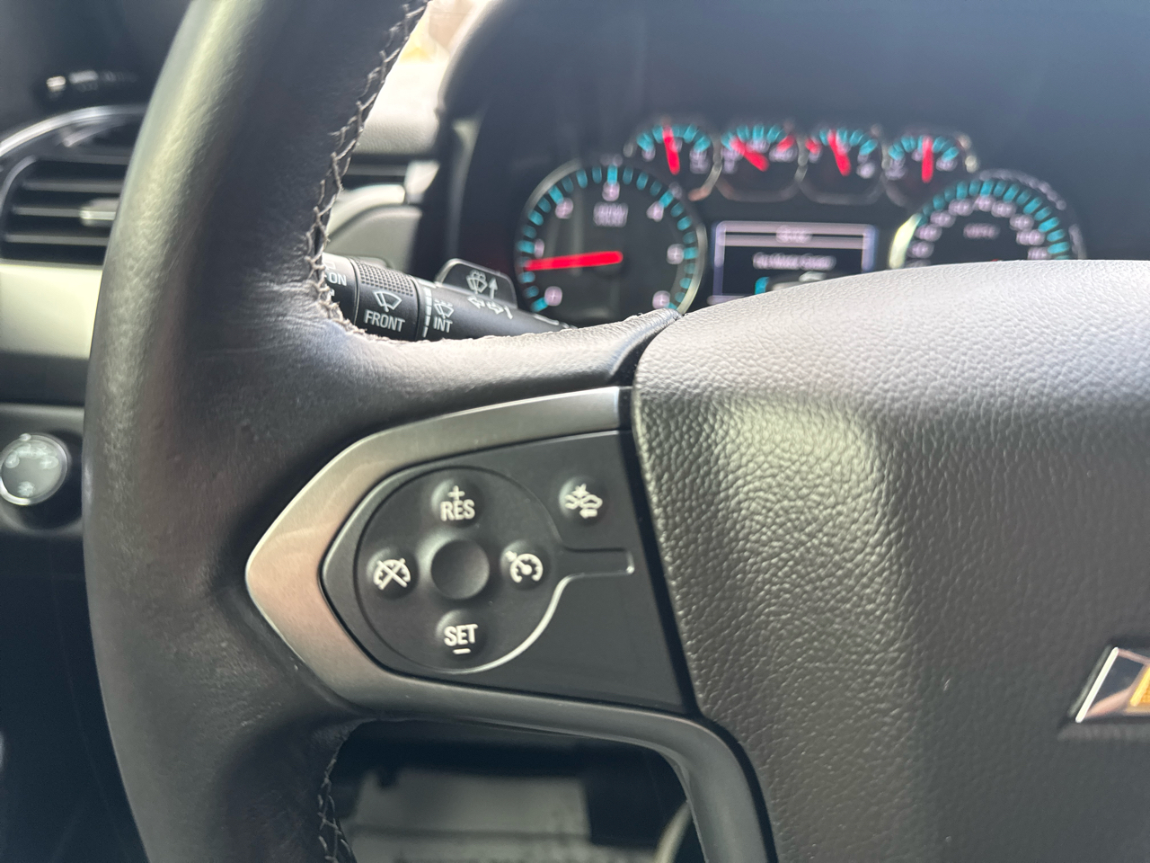 Chevrolet Tahoe  2018