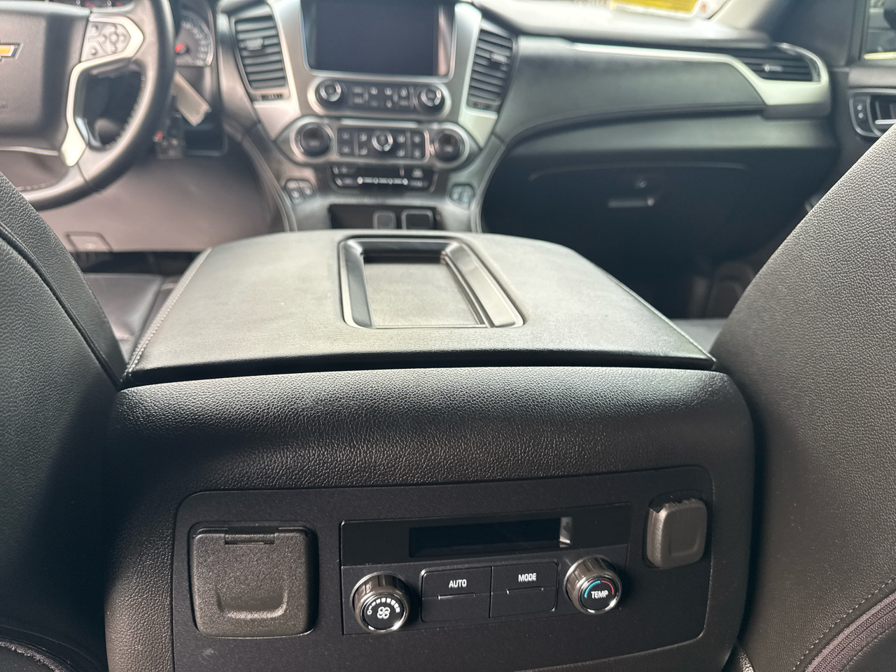 Chevrolet Tahoe  2018