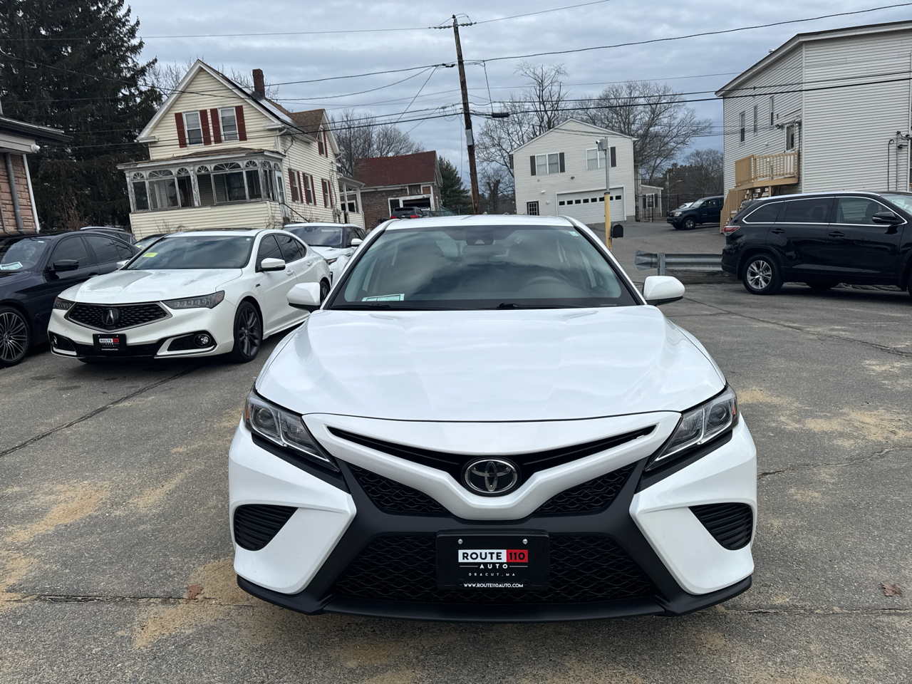 Toyota Camry  2019