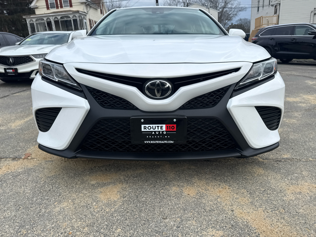 Toyota Camry  2019