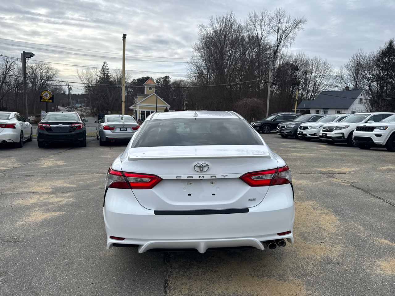 Toyota Camry  2019