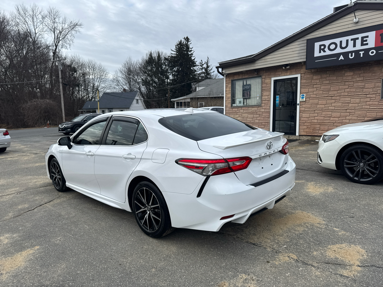 Toyota Camry  2019