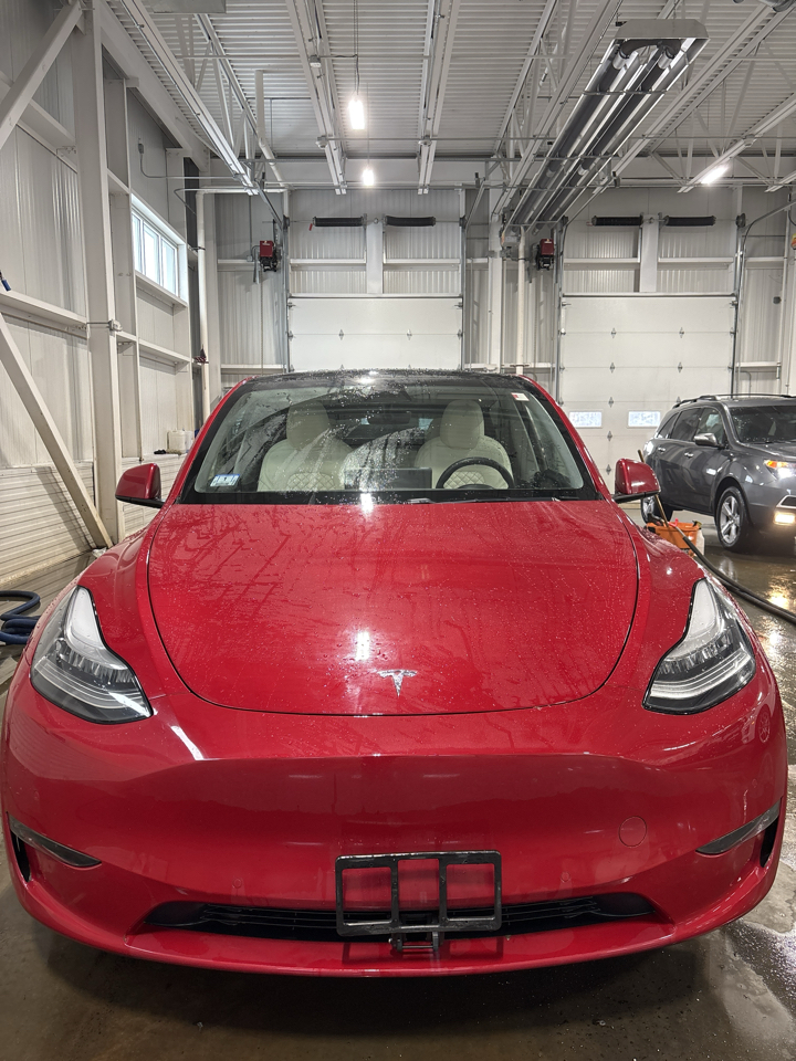 Tesla Model Y  2020