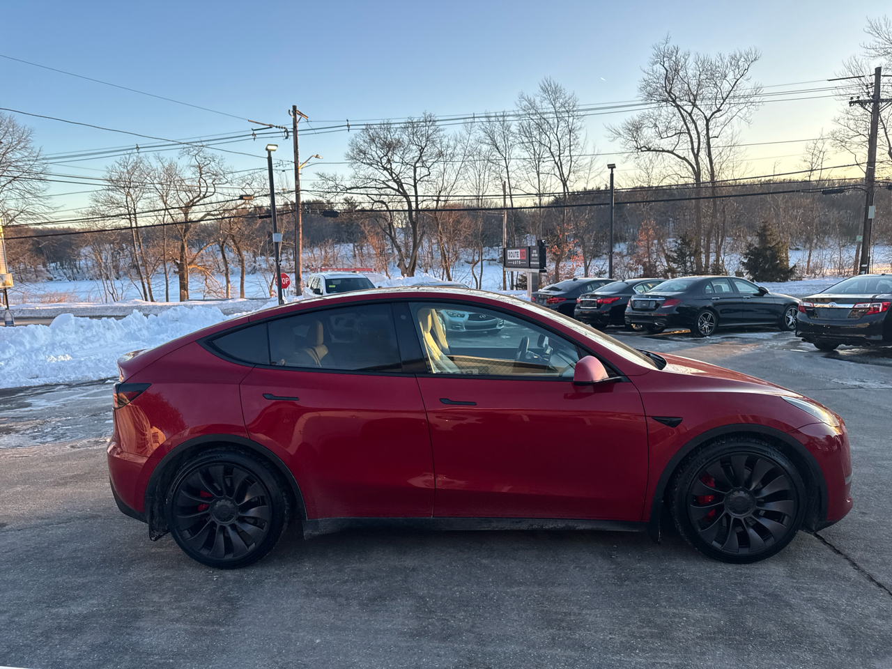 Tesla Model Y  2020