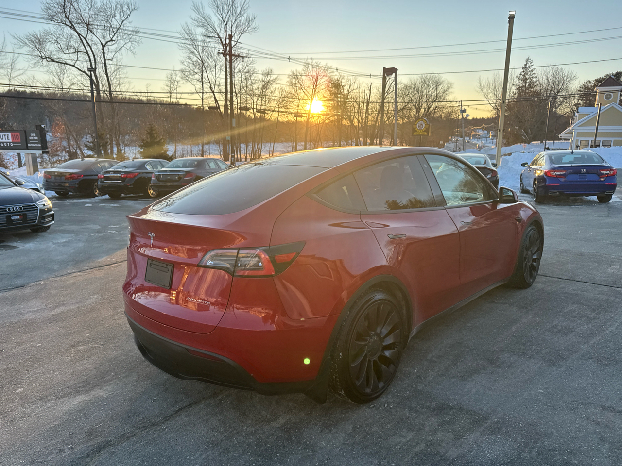 Tesla Model Y  2020