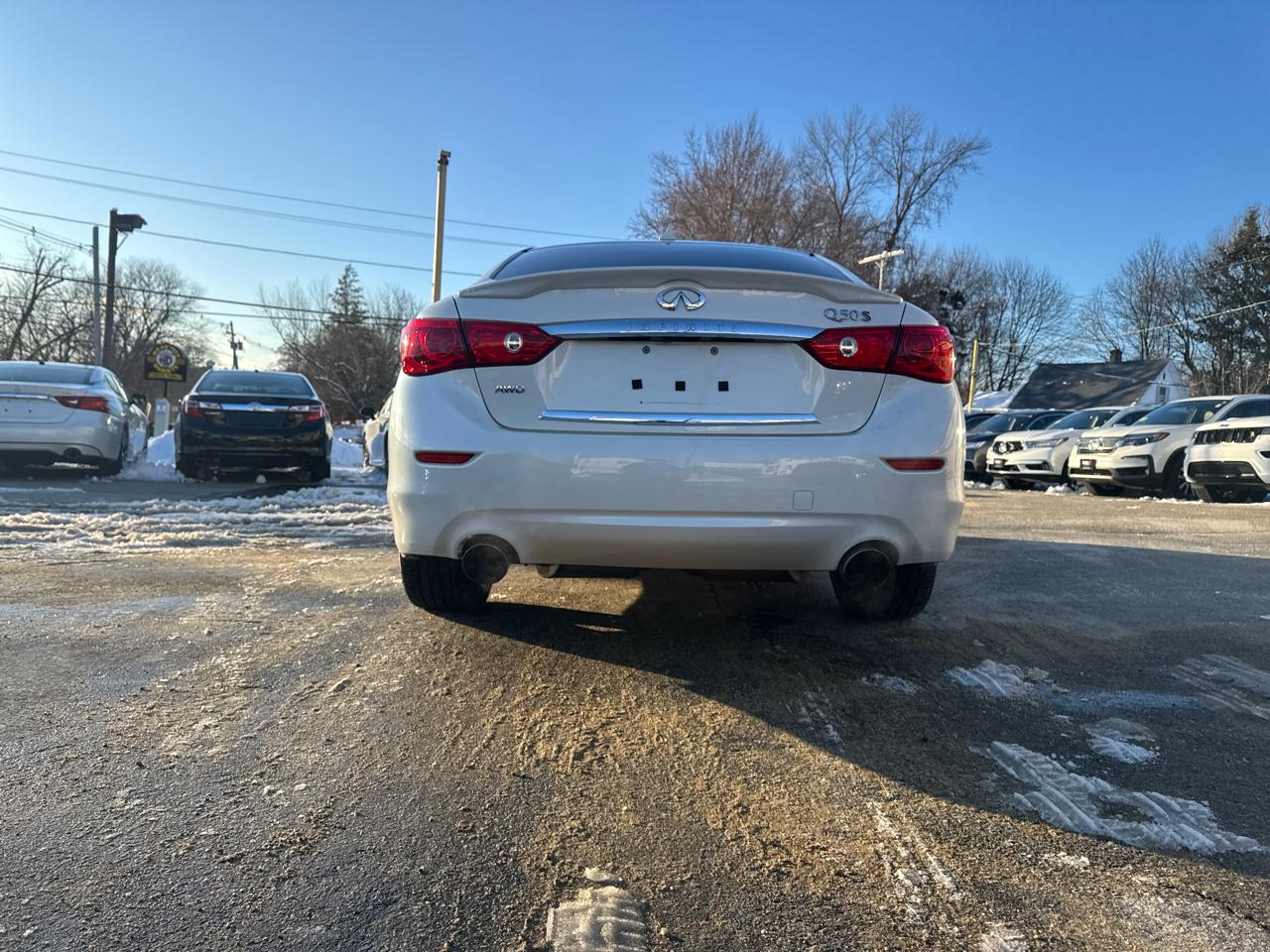 Infiniti Q50  2016