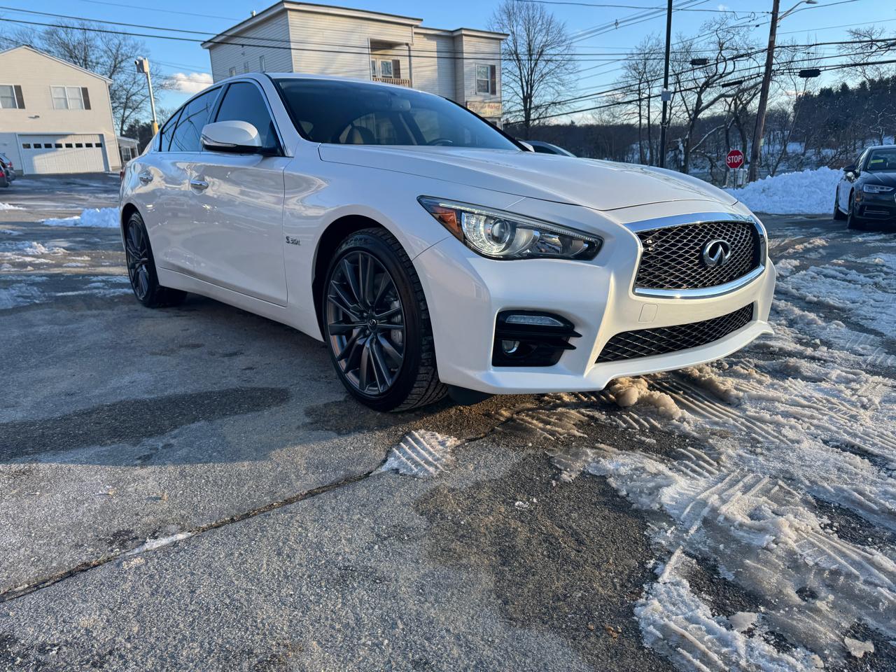 Infiniti Q50  2016