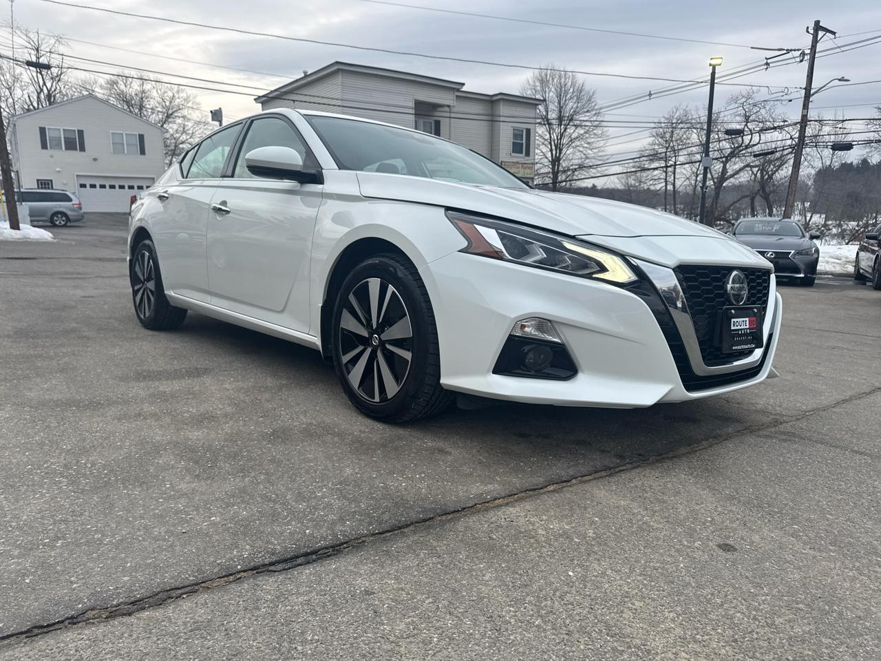 Nissan Altima  2019