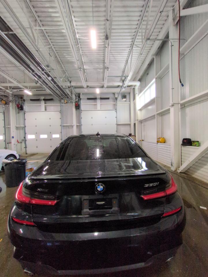 BMW 3 Series 330i xDrive Sedan 2021