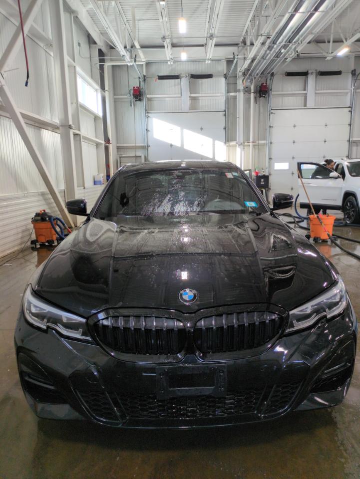 BMW 3 Series 330i xDrive Sedan 2021