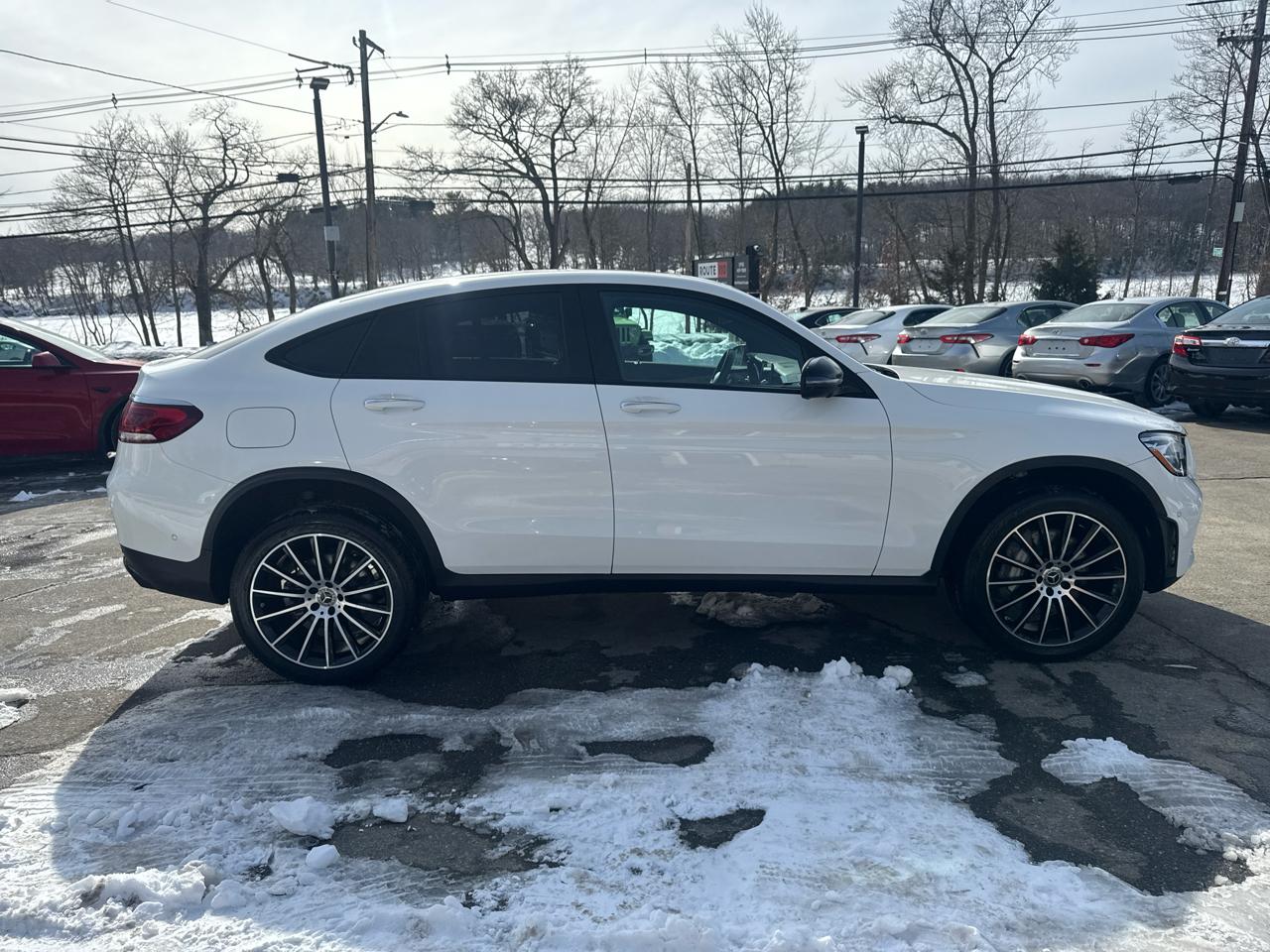 Mercedes-Benz GLC  2023