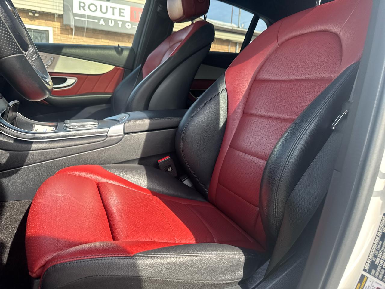 Mercedes-Benz GLC  2023