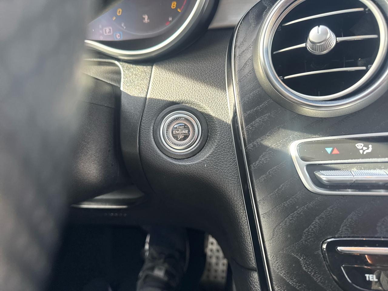 Mercedes-Benz GLC  2023