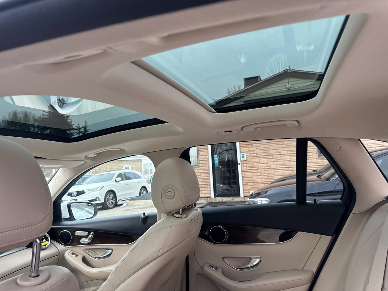 Mercedes-Benz GLC  2019