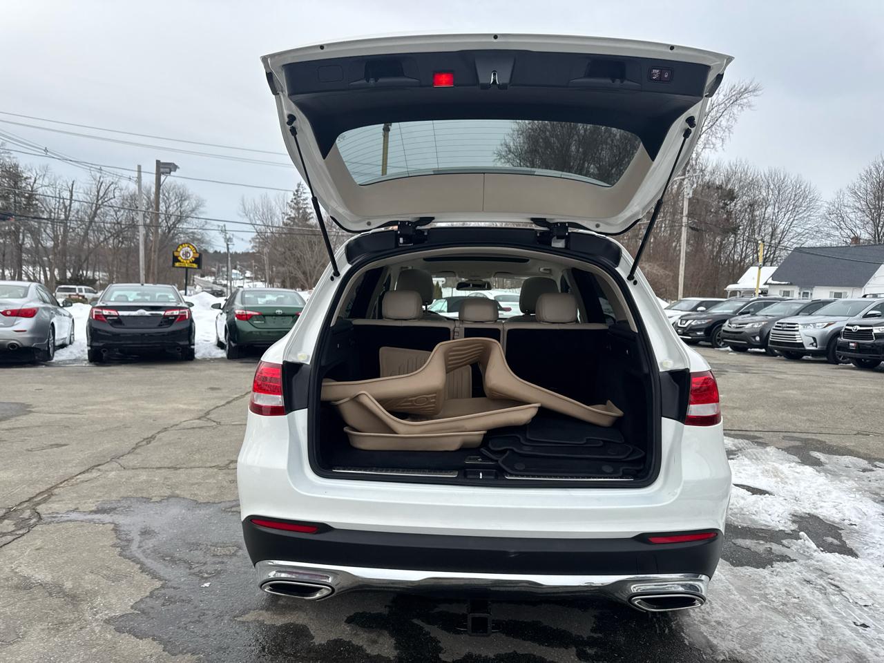 Mercedes-Benz GLC  2019