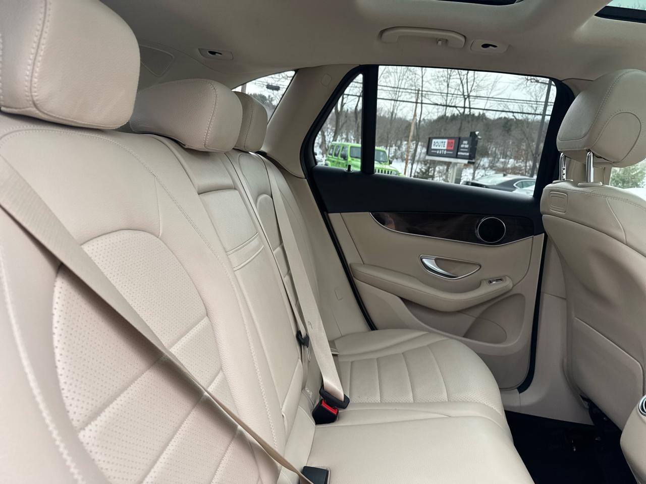 Mercedes-Benz GLC  2019