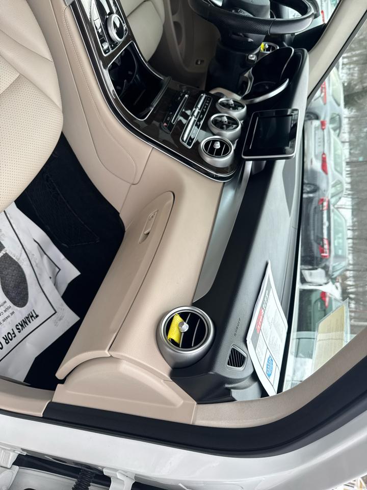 Mercedes-Benz GLC  2019